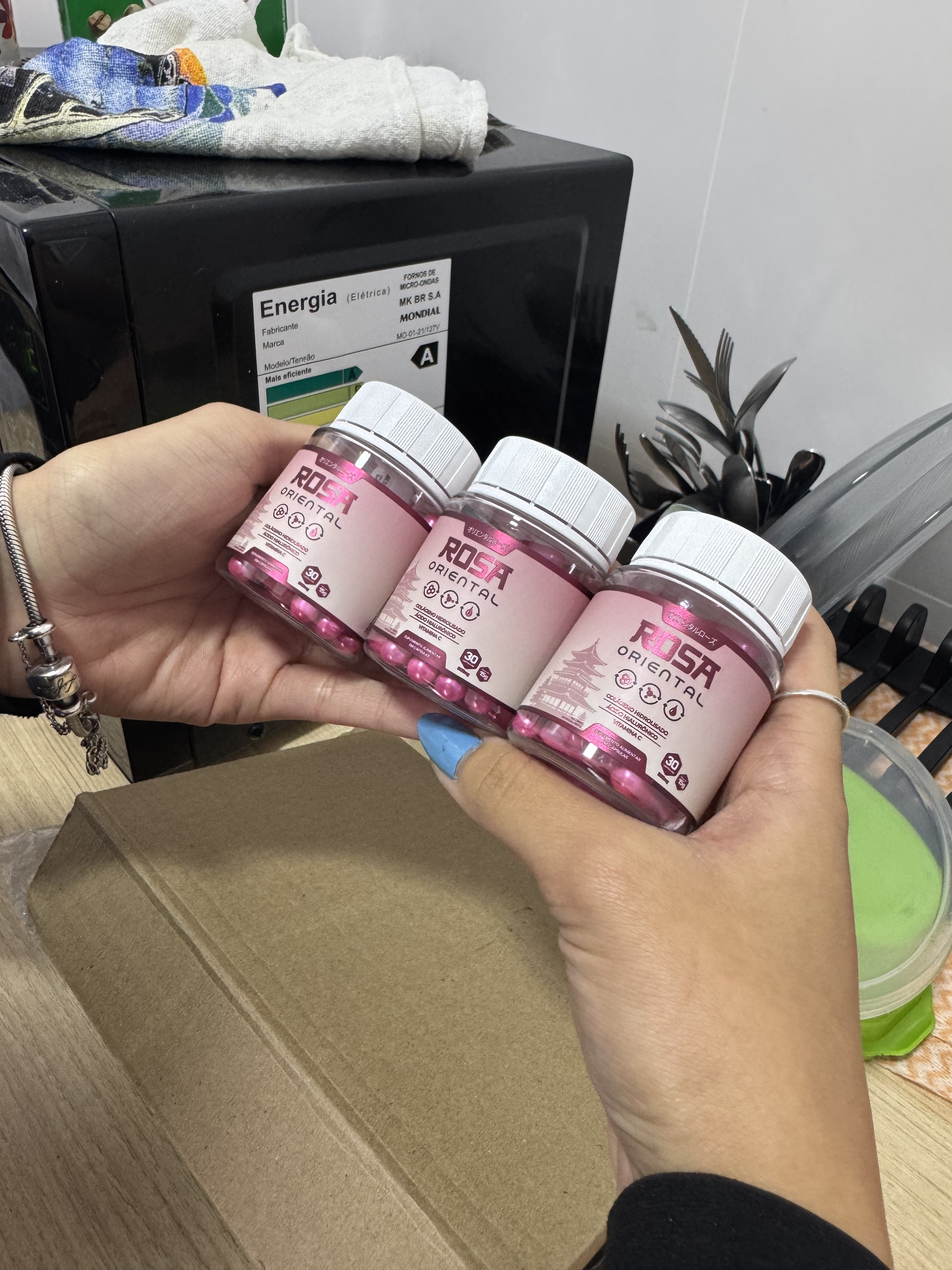 Prova social de tres meses de tratamento com Rosa Oriental